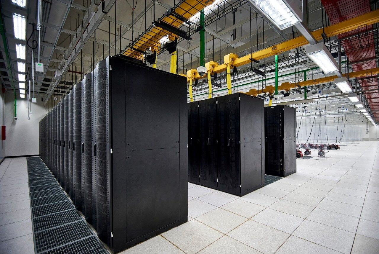 data center with dedicated server
